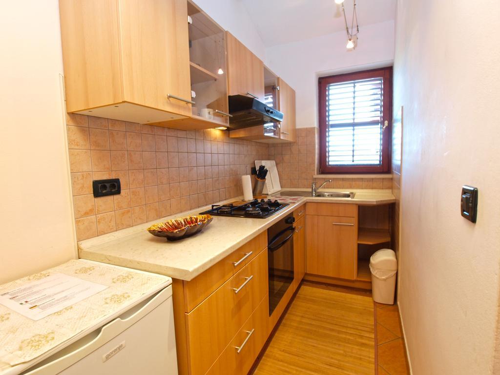 Apartments Voltica 1049 Rovinj Exterior foto