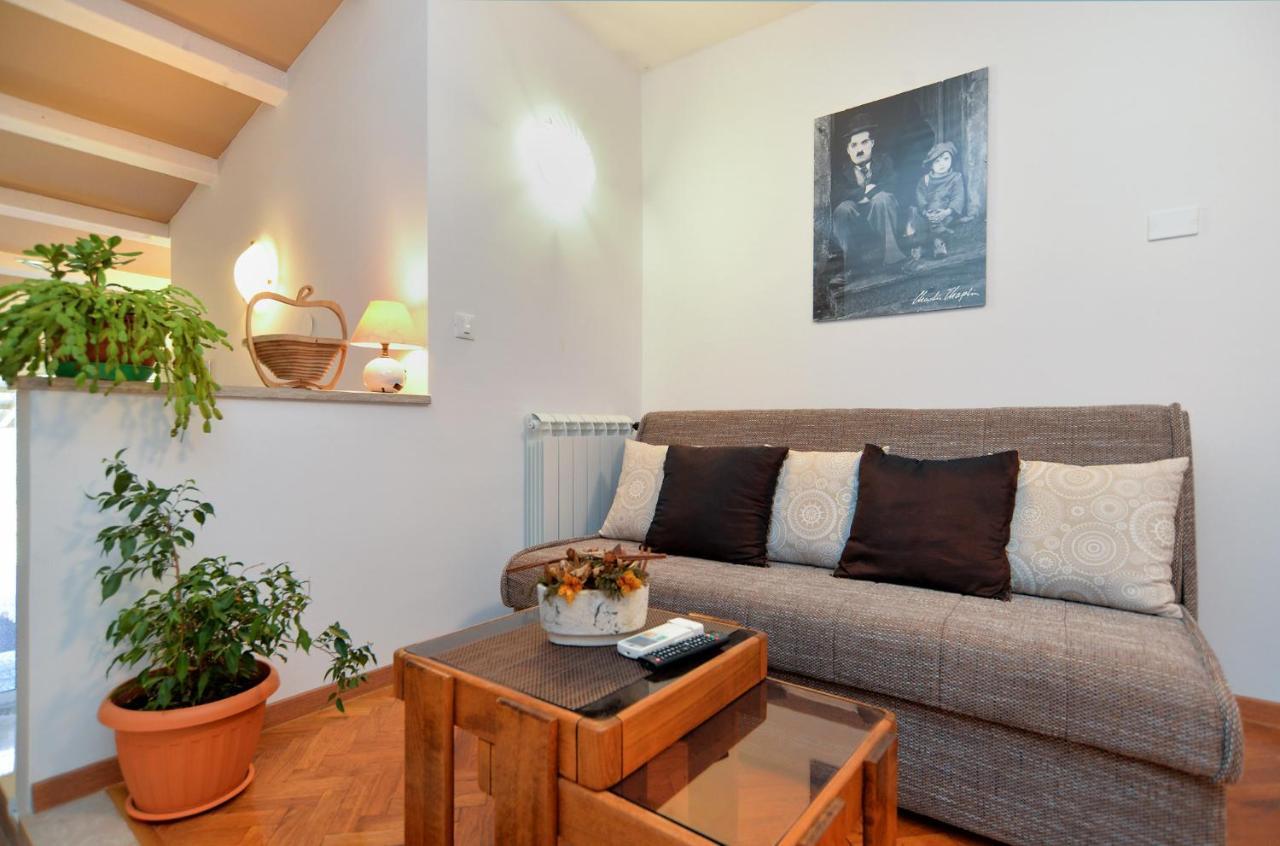 Apartments Voltica 1049 Rovinj Exterior foto